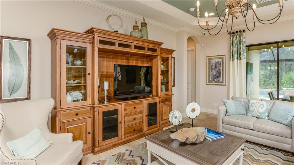 PEBBLE POINTE - Residential