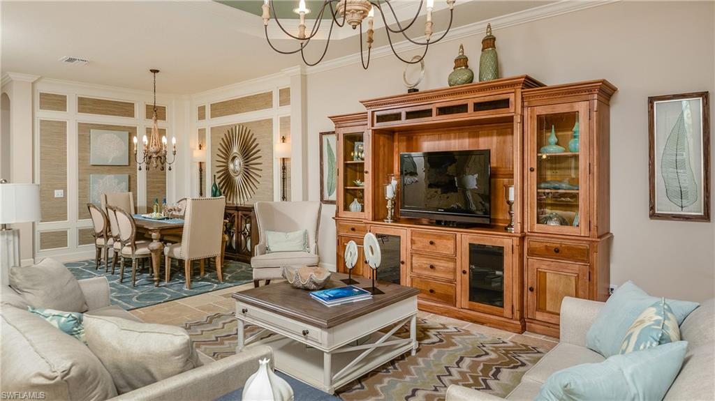 PEBBLE POINTE - Residential