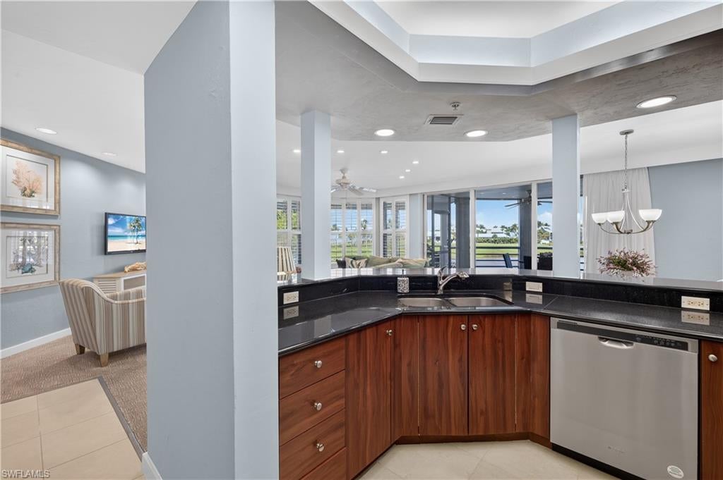 LANDS ENDS VILLAGE CONDO - Residential