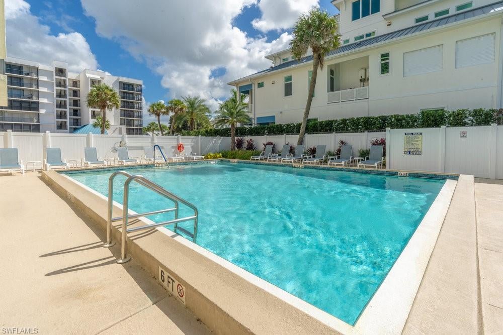 BAYSHORES - Residential