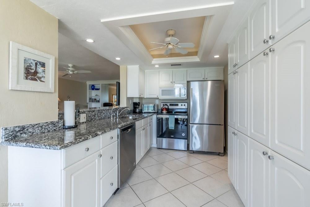 BAYSHORES - Residential