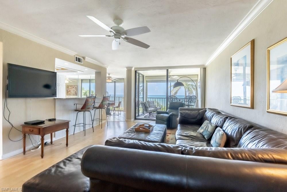 BAYSHORES - Residential
