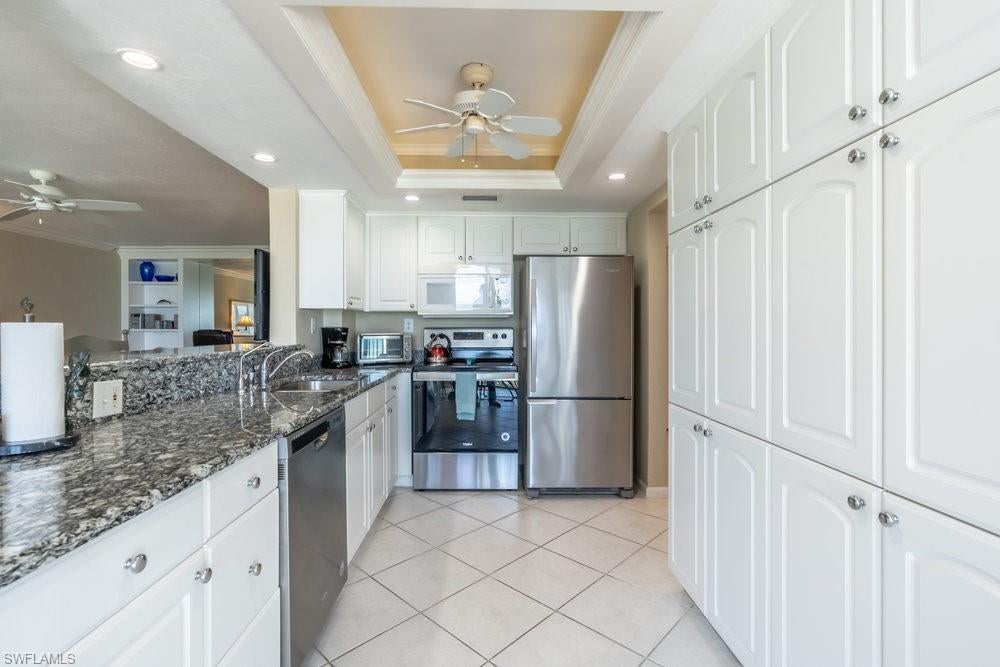 BAYSHORES - Residential