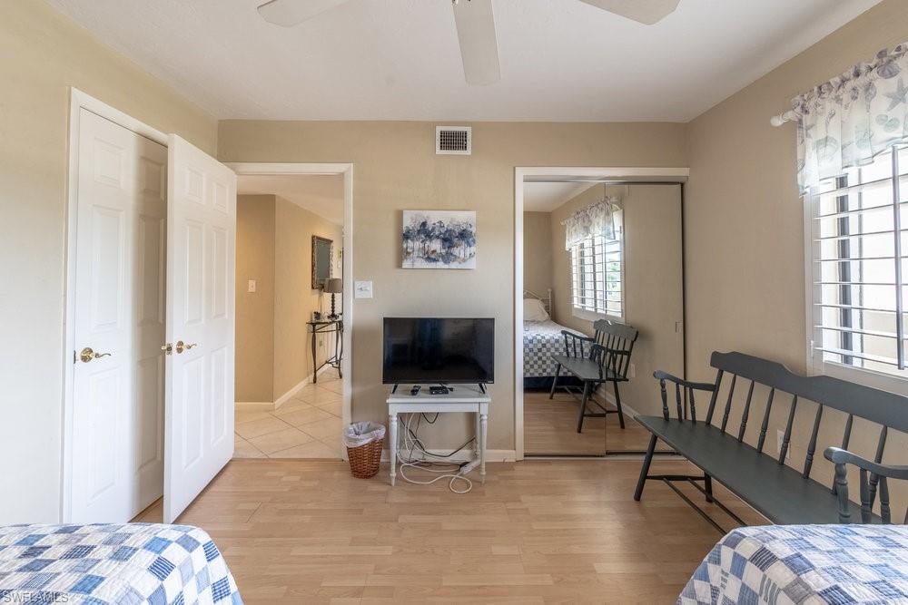 BAYSHORES - Residential