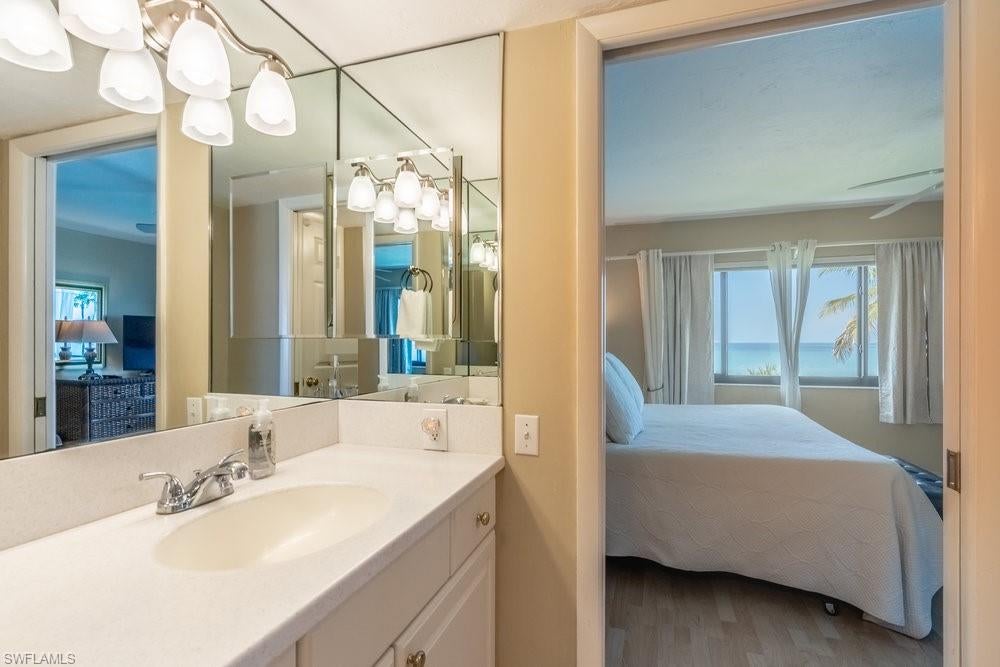 BAYSHORES - Residential