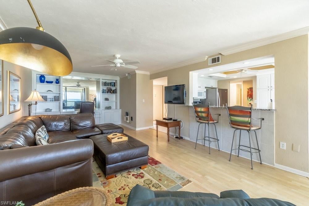 BAYSHORES - Residential