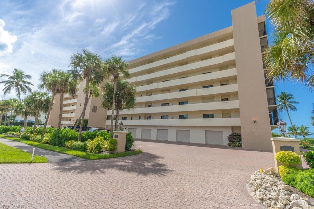 BAYSHORES - Residential