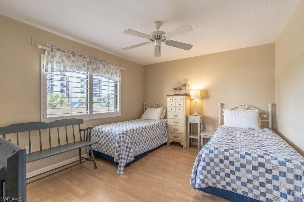 BAYSHORES - Residential