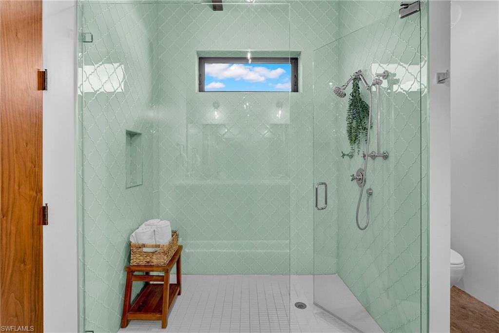 MARCO BEACH - Residential