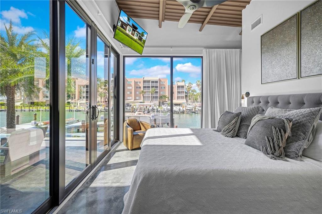 MARCO BEACH - Residential