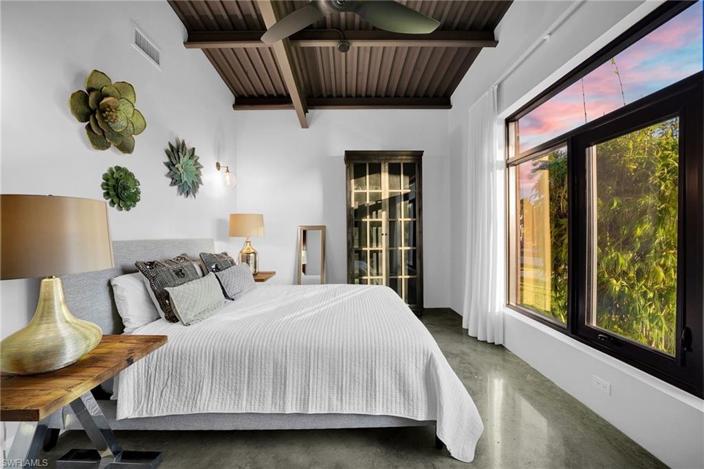 MARCO BEACH - Residential