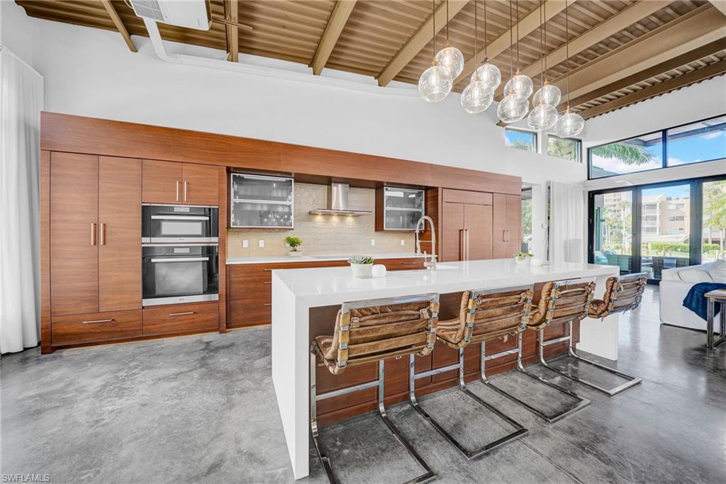 MARCO BEACH - Residential