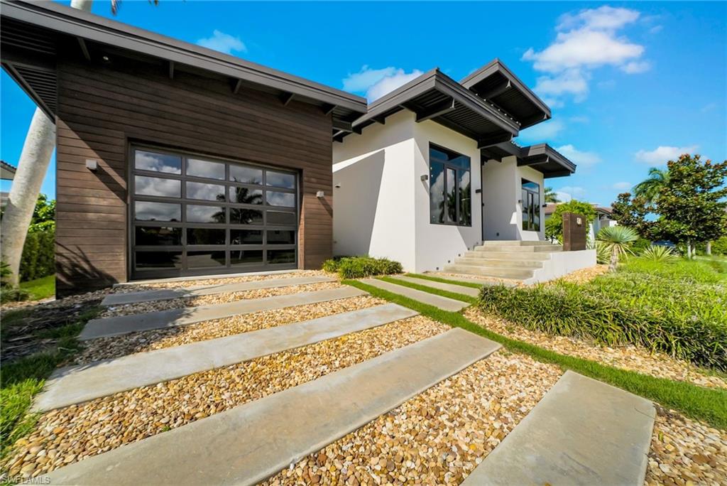 MARCO BEACH - Residential