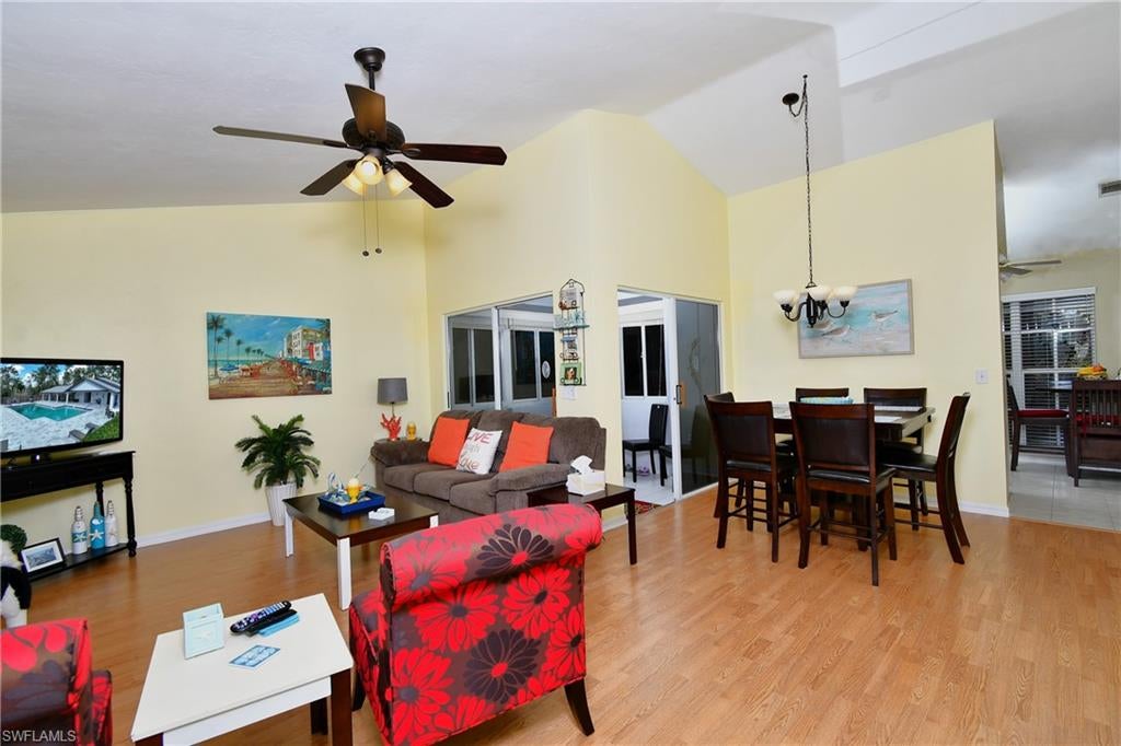 BEACON SQUARE - Residential