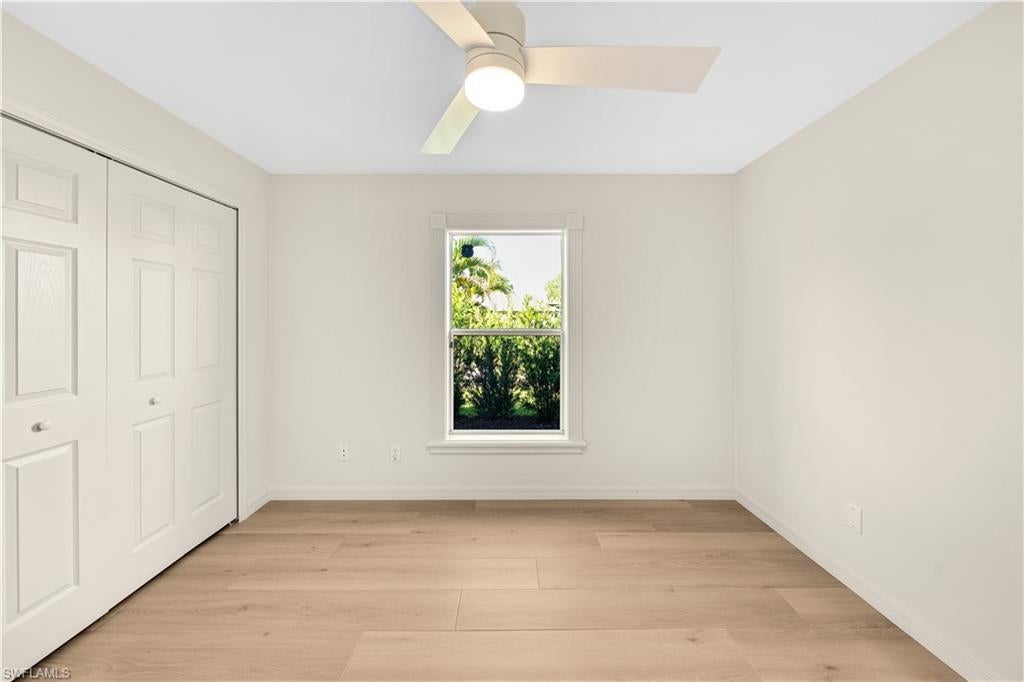 SAN CARLOS PARK - Residential