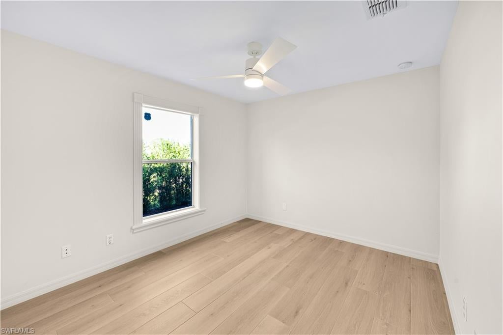 SAN CARLOS PARK - Residential