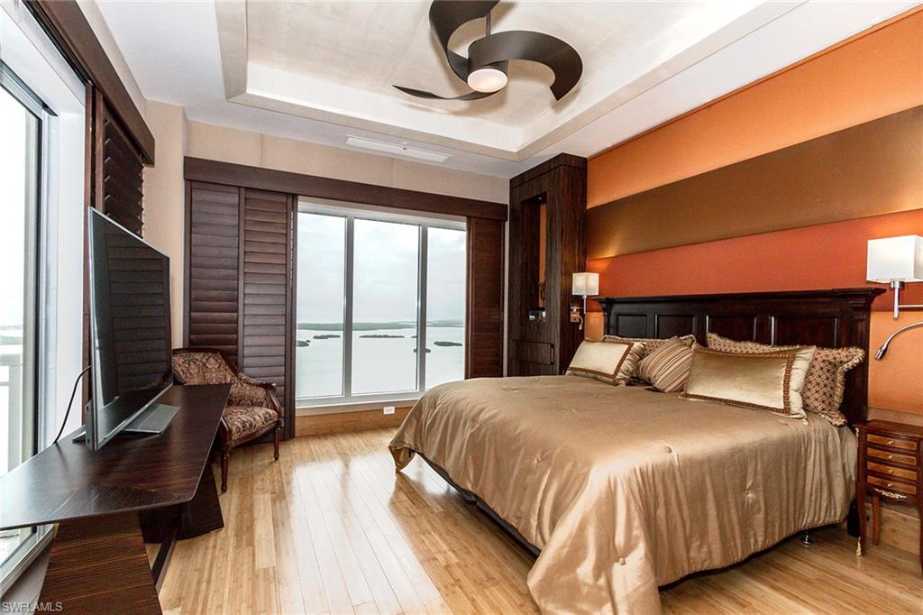 ESPERIA SOUTH - Residential Lease