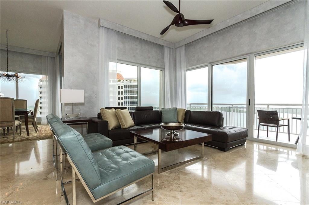 ESPERIA SOUTH - Residential Lease
