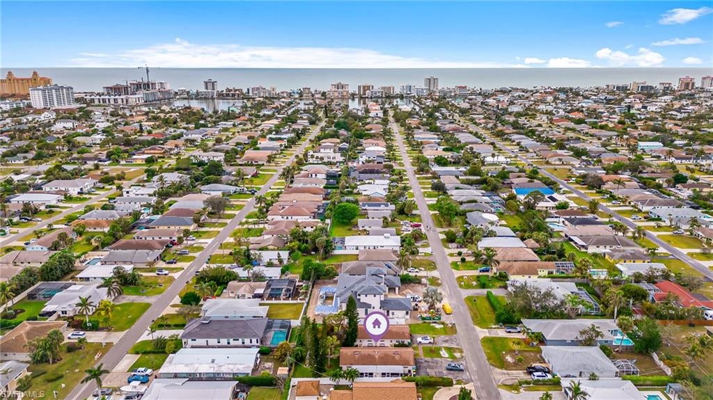 NAPLES PARK - Residential Income