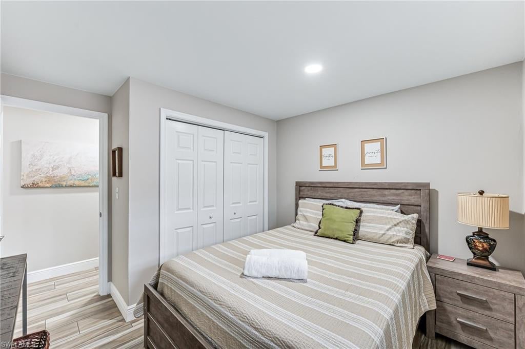 NAPLES PARK - Residential Income