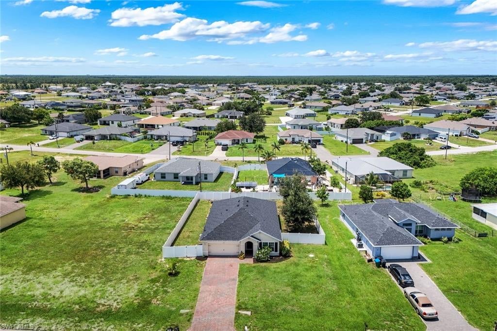 CAPE CORAL - Residential