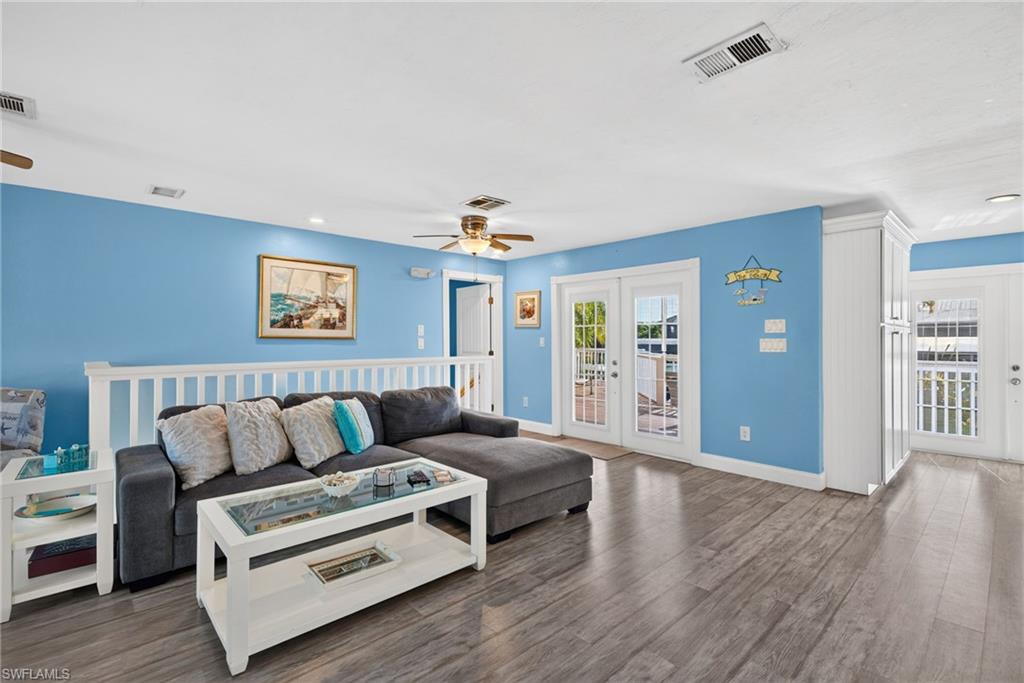 MCPHIE PARK - Residential
