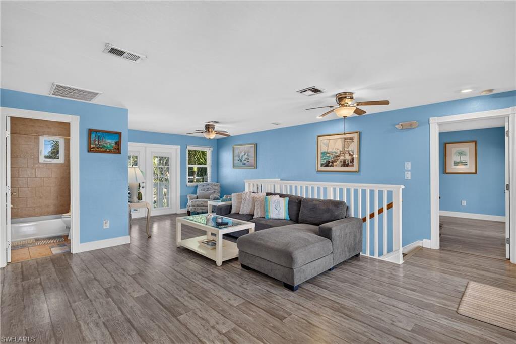MCPHIE PARK - Residential