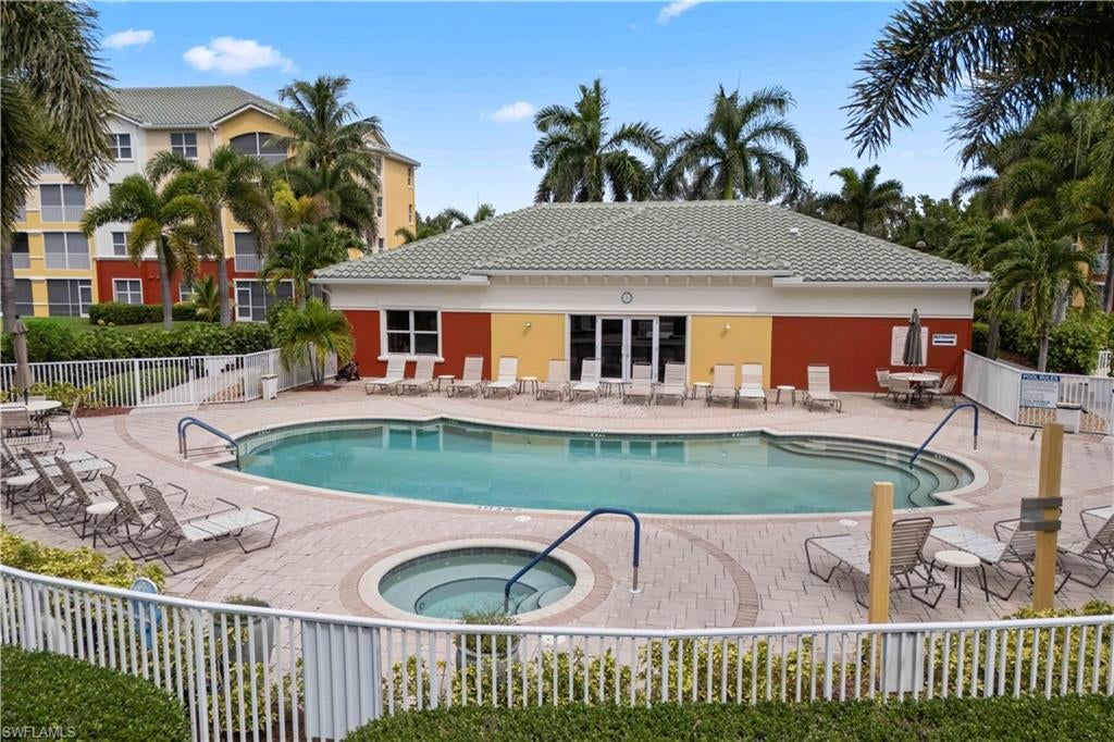 GULF REFLECTIONS - Residential