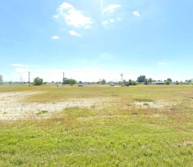 CAPE CORAL - Land