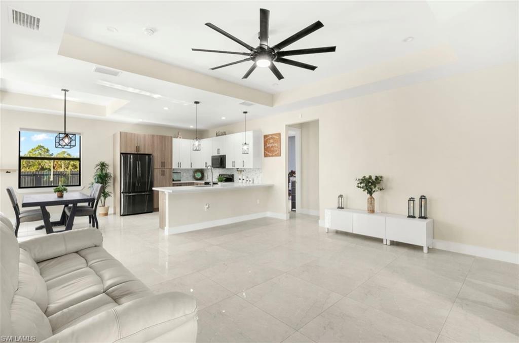 GOLDEN GATE ESTATES - Residential