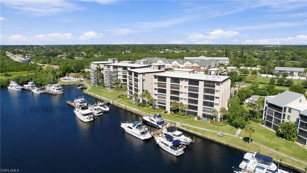 PARKWAY CONDO - Residential
