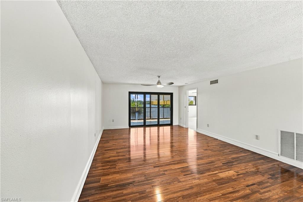 PARKWAY CONDO - Residential