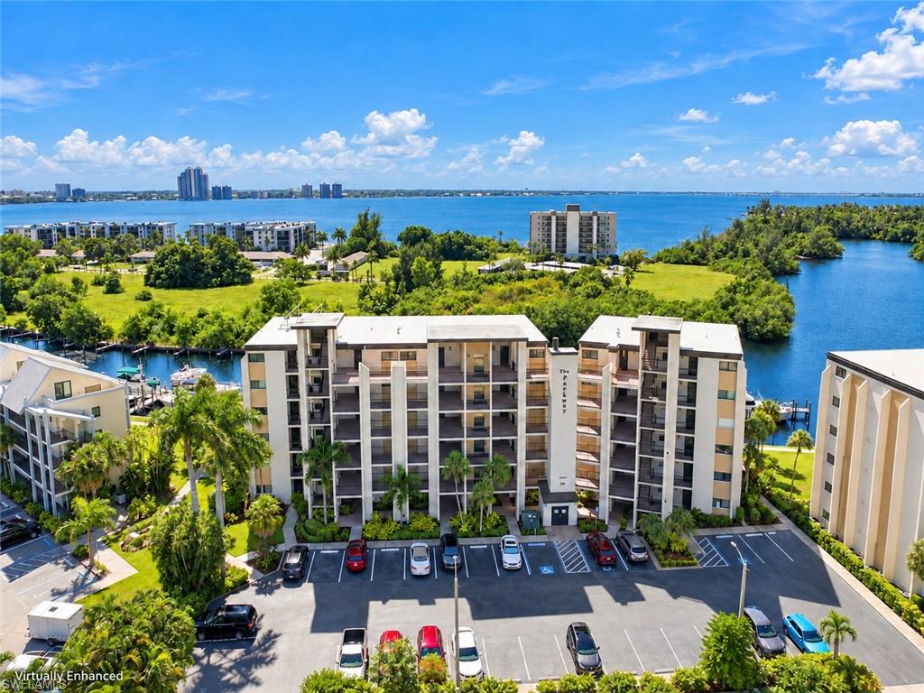 PARKWAY CONDO - Residential