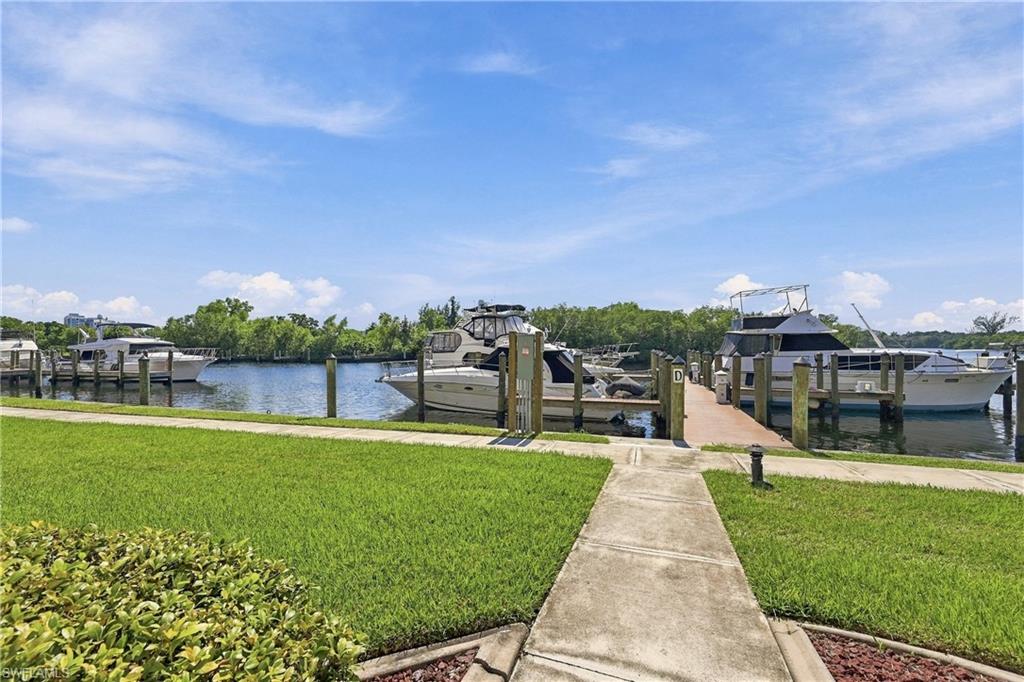PARKWAY CONDO - Residential