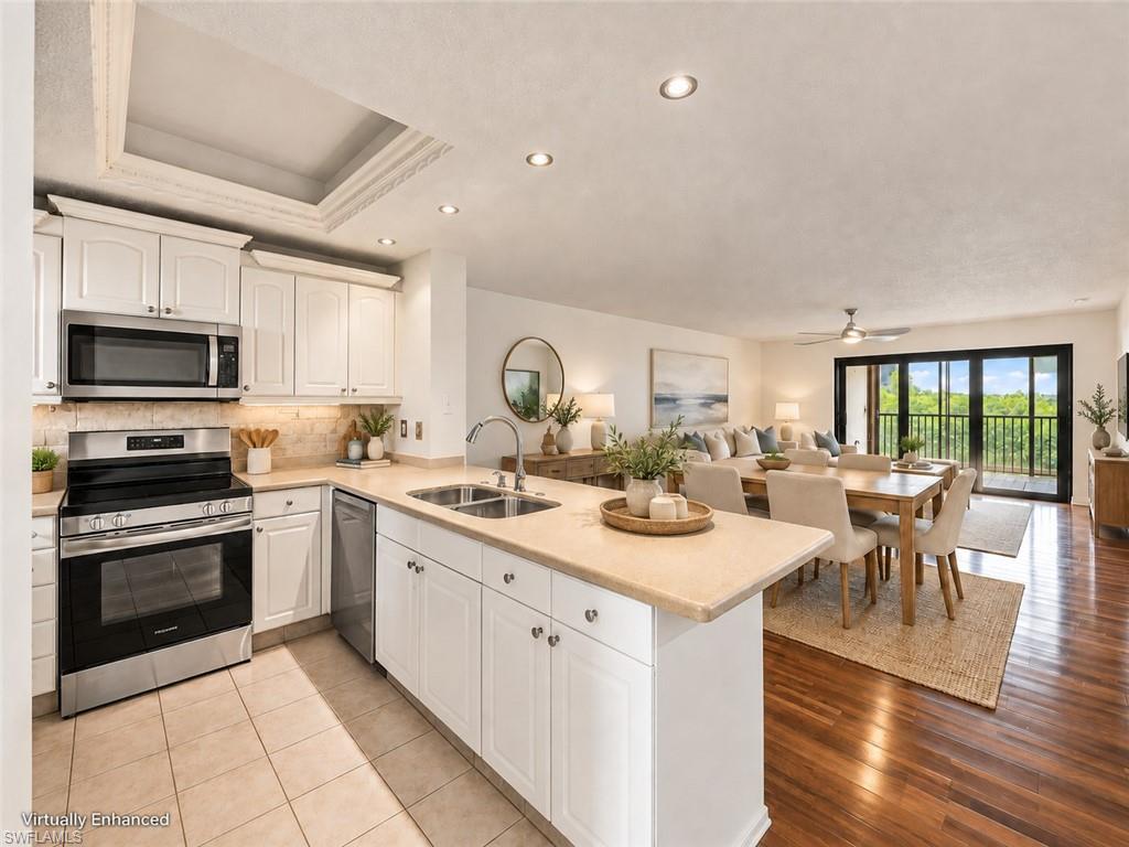 PARKWAY CONDO - Residential