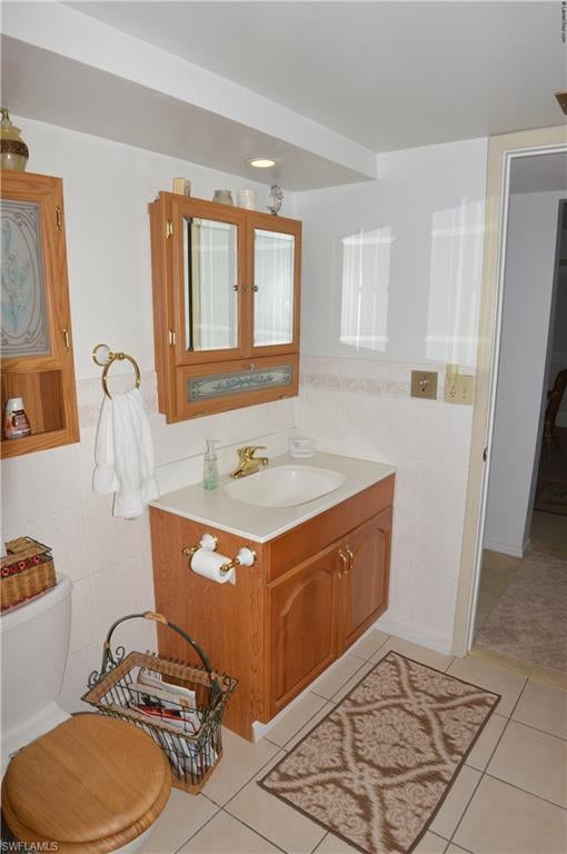 CRECIENTE CONDO SOUTH - Residential