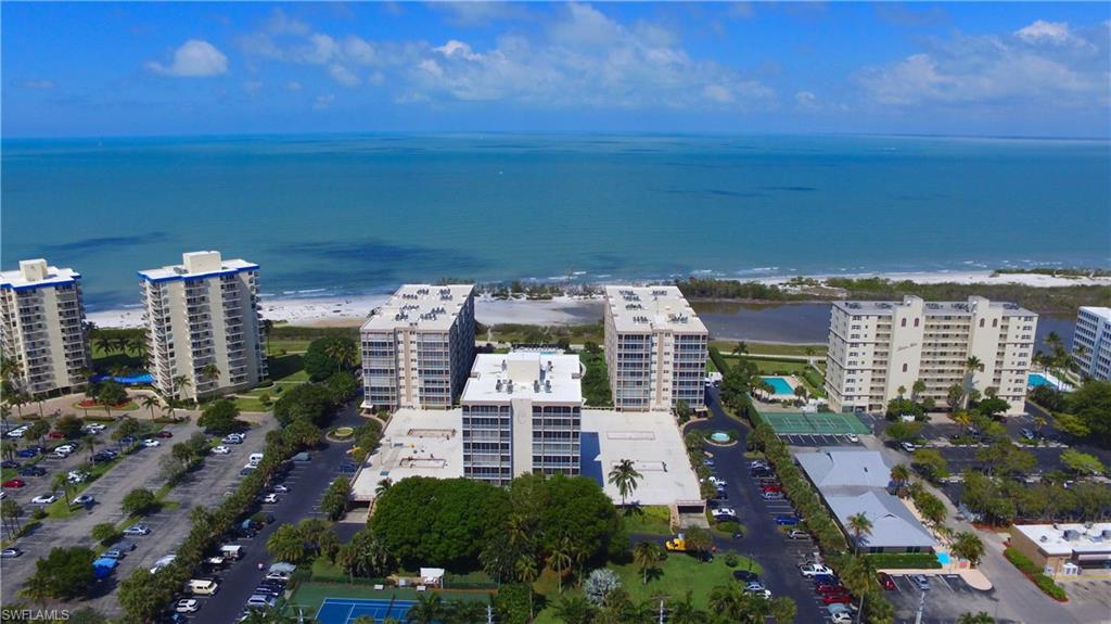 CRECIENTE CONDO SOUTH - Residential