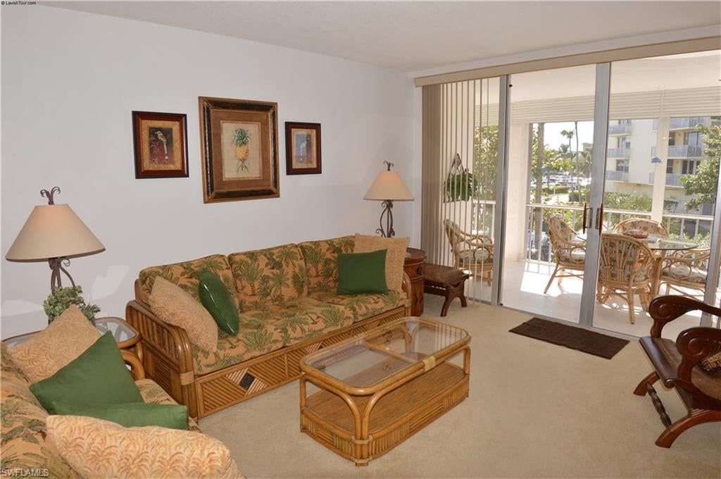 CRECIENTE CONDO SOUTH - Residential