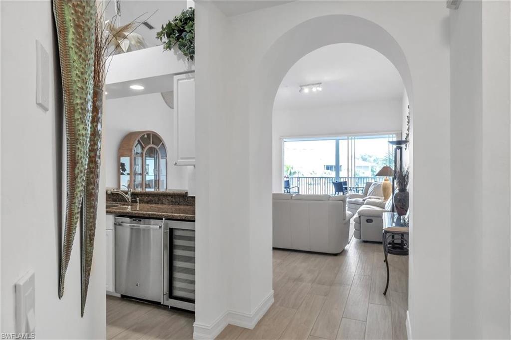 BREAKWATER - Residential Lease