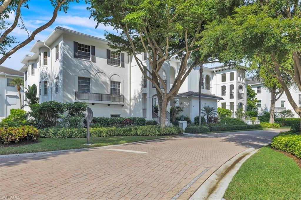 BREAKWATER - Residential Lease
