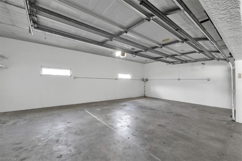 BREAKWATER - Residential Lease