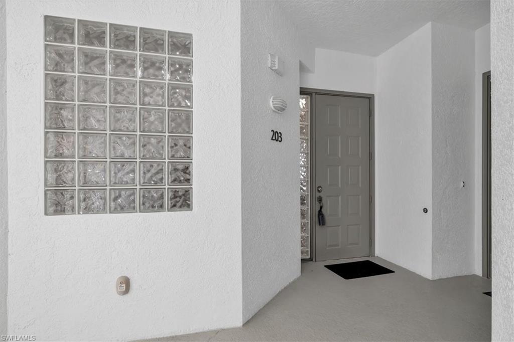BREAKWATER - Residential Lease