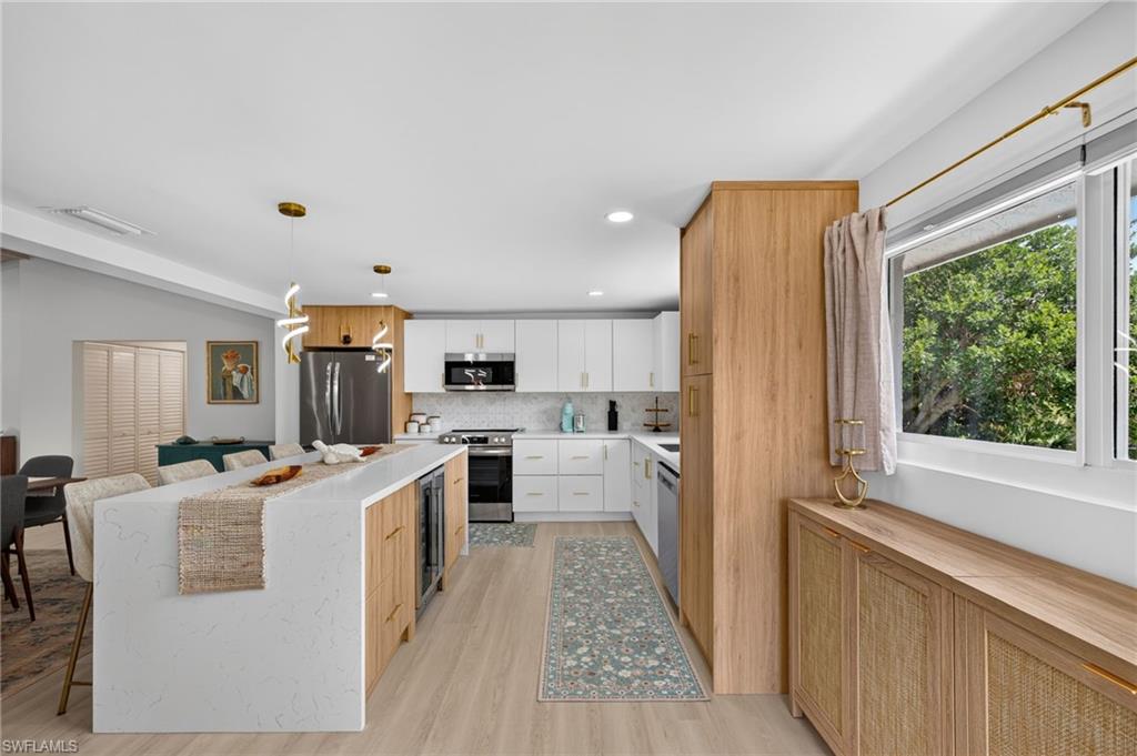 BRIGHT WATER - Residential