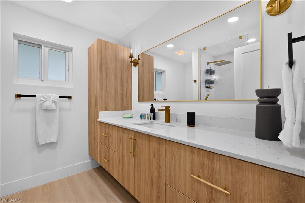 BRIGHT WATER - Residential