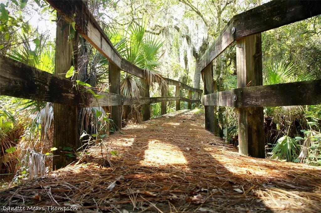 BANYAN VILLAGE - Land