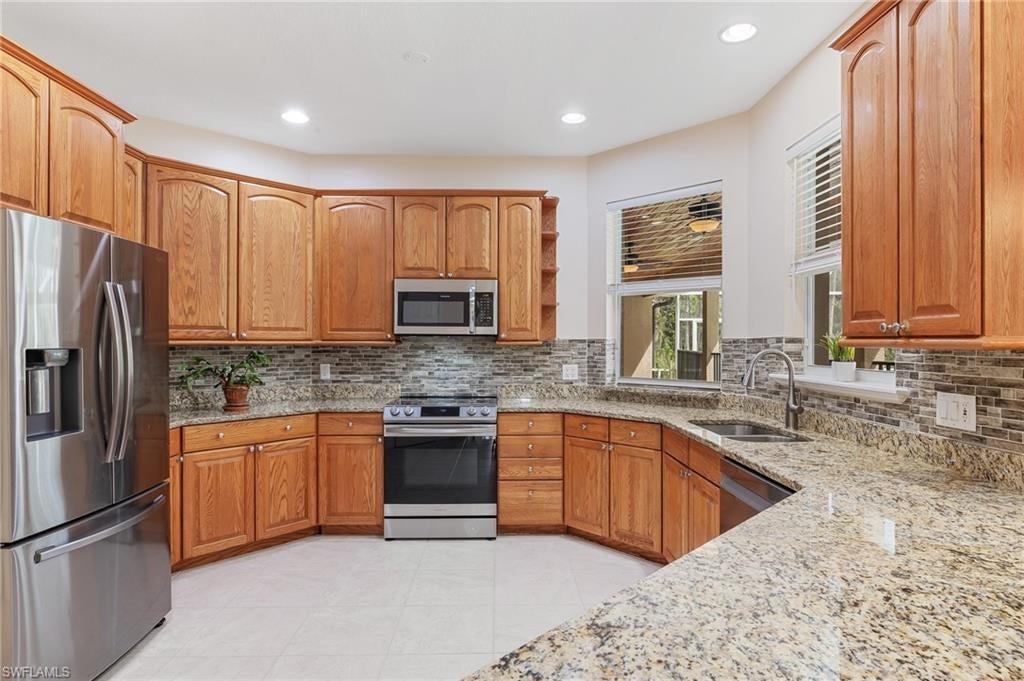RIVER RANCH ESTATES - Residential