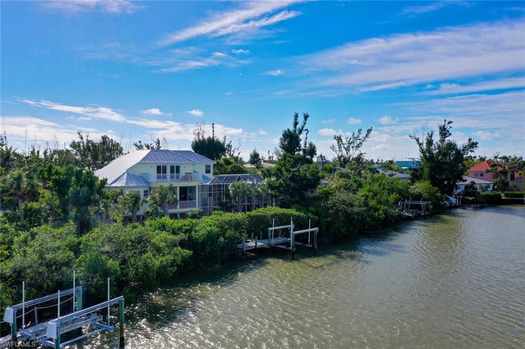 CASTAWAY ESTATES - Residential