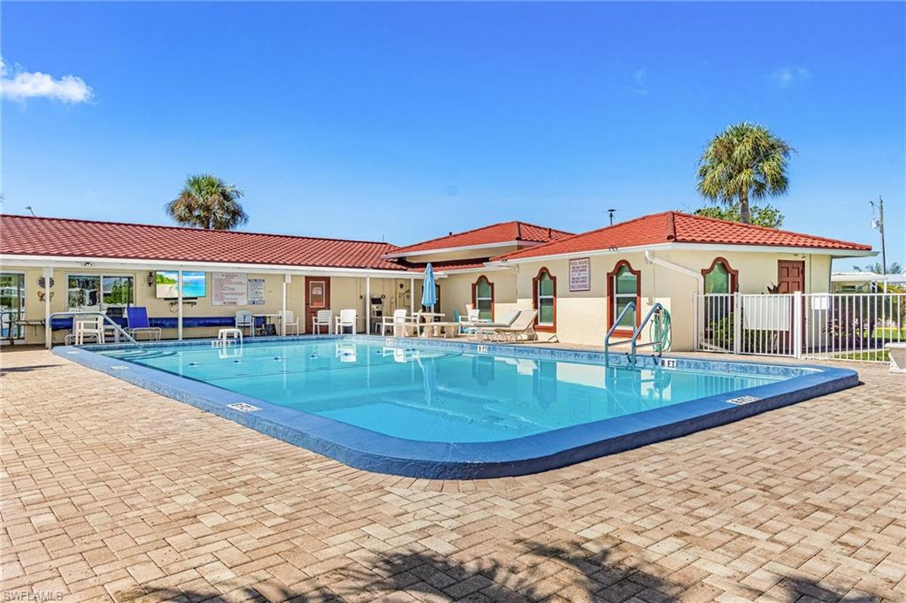 PINE ISLAND COVE - Residential