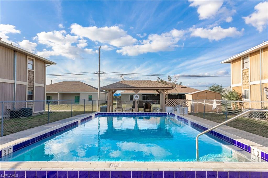 EAGLE SIDE CONDO - Residential