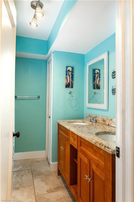 EAGLE SIDE CONDO - Residential